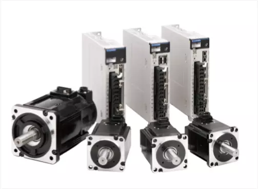 1500*3000mm 500w Racuys Or Ipg Fiber Laser Cutting Machine 1500*3000mm 500w Racuys nebo Ipg vláknový laserový řezací stroj