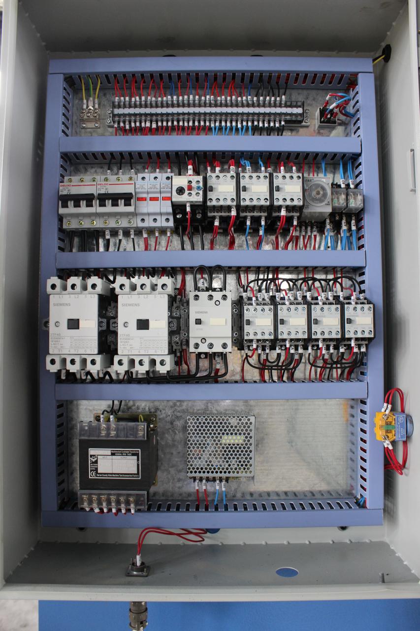 Hydraulické nůžky s otočným paprskem Nc délky 2,5 m