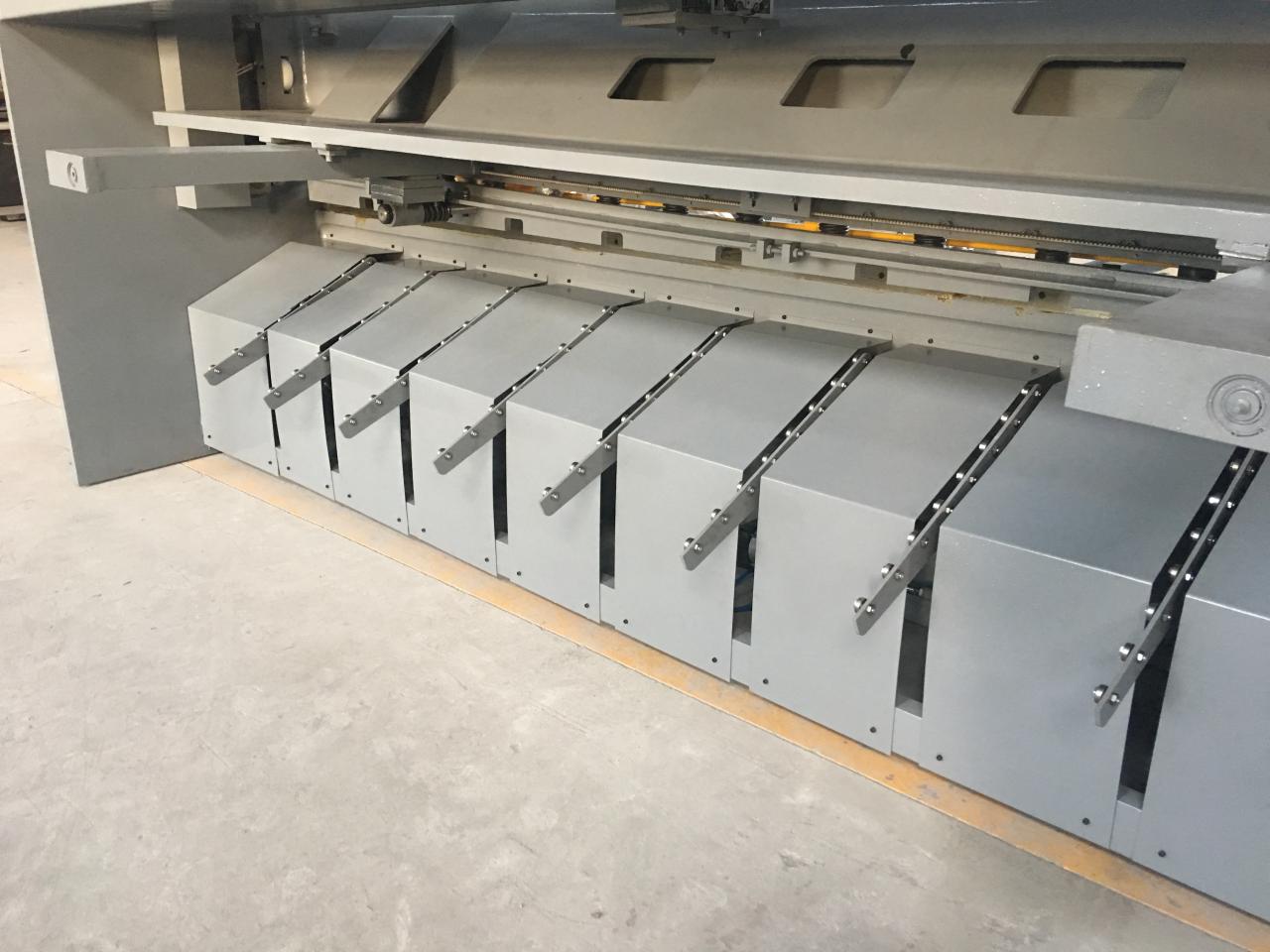 Hydraulické nůžky s otočným paprskem Nc délky 2,5 m