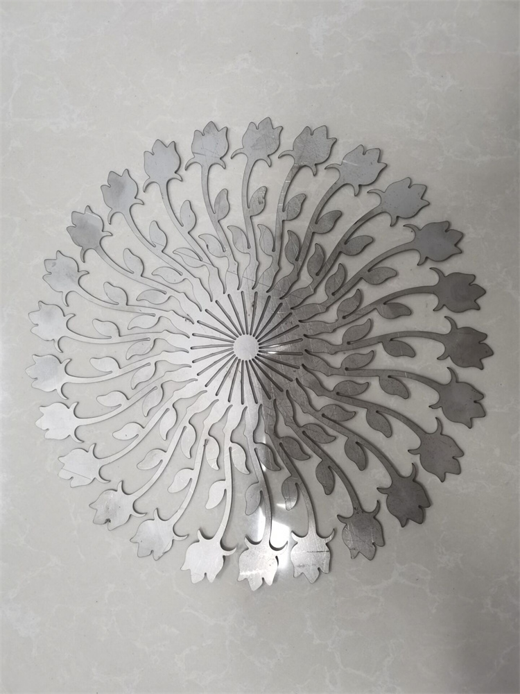 3015 Copper Carbon Stainless Steel Aluminum Iron Metal Cnc Fiber Laser Cutting Machine Laserový řezací stroj 3015 Copper Carbon Nerezová ocel Hliník Železo kov Cnc vlákno