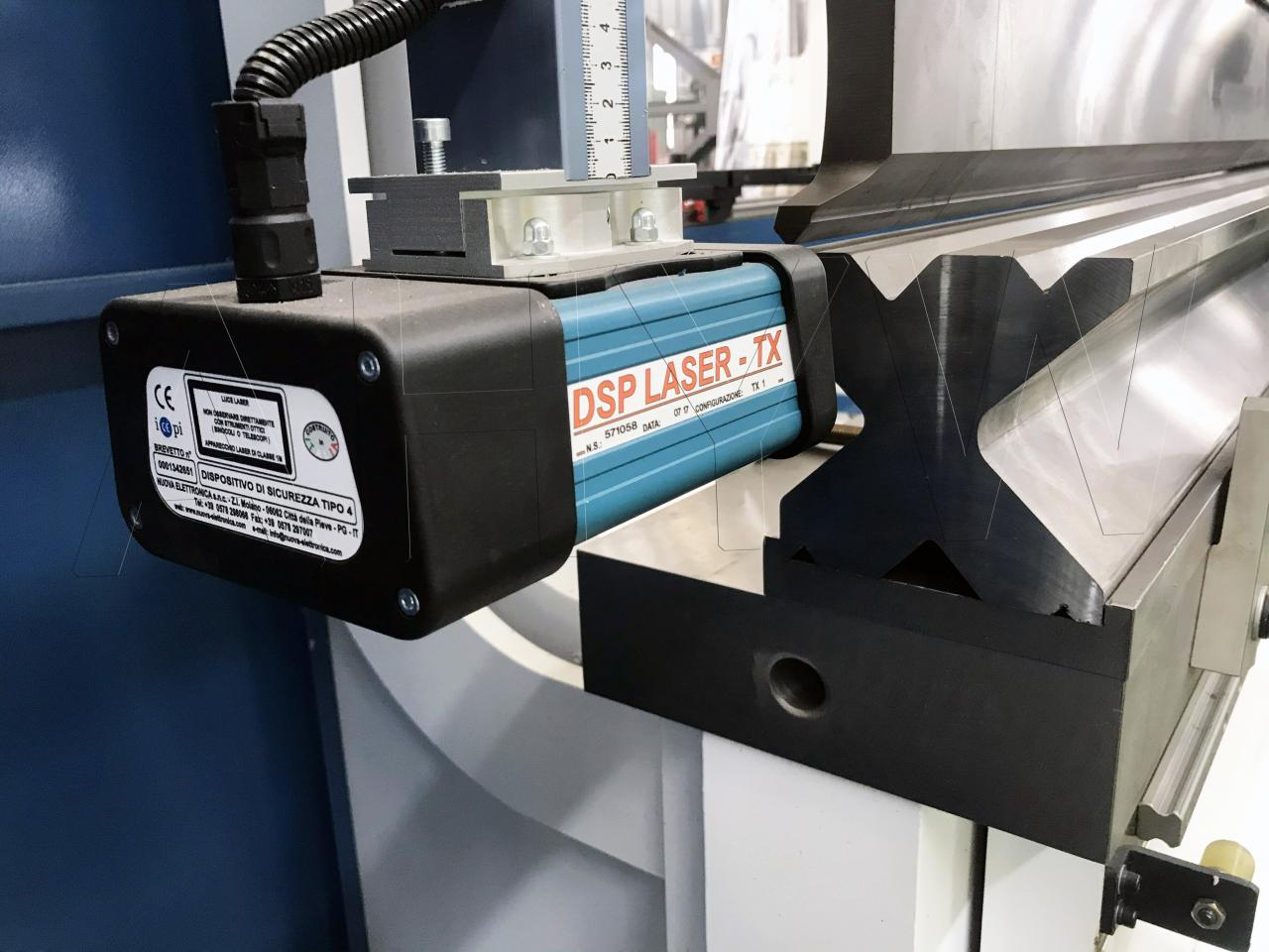 4 Axis Cnc Tandem Press Brake With Delem Da58t 2d Graphical Controller 4osý CNC tandemový ohraňovací lis s 2d grafickým ovladačem Delem Da58t