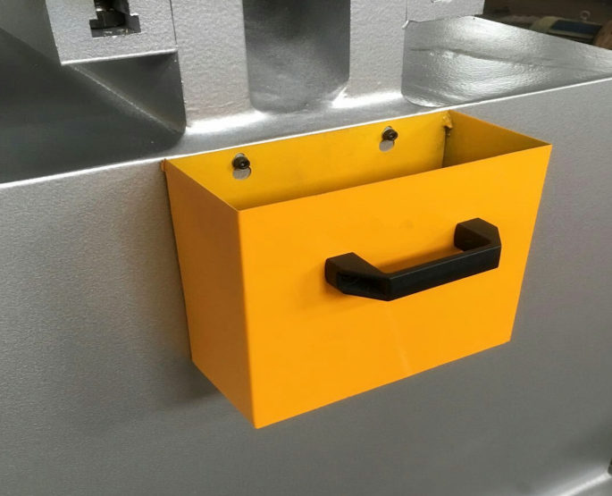 60t Q35-16 Hydraulic Ironworker Shearing Punching Bending And Notching Machine 60t Q35-16 Hydraulické železářské stroje Stříhání Děrování Ohýbací a vrubovací stroj