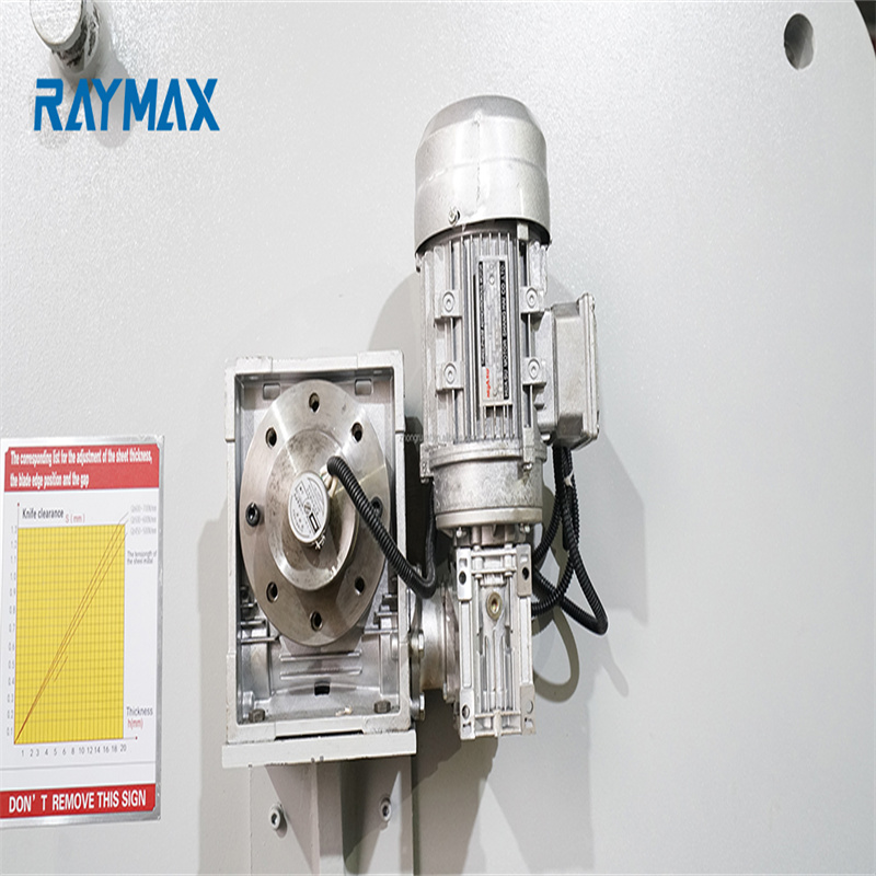 CNC Hydraulický kovový nerezový hliníkový řezací stroj s gilotinou