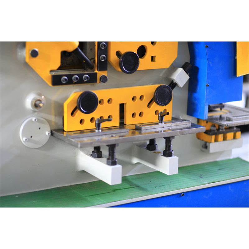 Malý CNC Q35y-16 40tunový hydraulický kombinovaný děrovací stroj