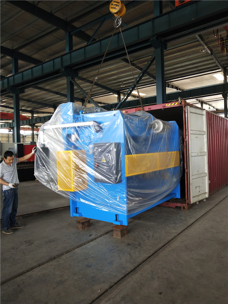 China Metal Hydraulic Press Brake Machine With Reasonable Price Čína Kovový hydraulický ohraňovací lis s rozumnou cenou