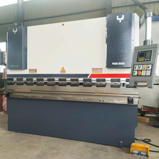 China Stainless Steel Metal Sheet Bending Cnc Hydraulic Press Brake Machine Čína CNC ohýbání plechů z nerezové oceli Hydraulický ohraňovací lis