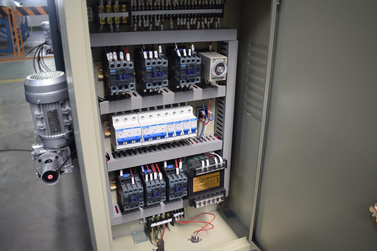 CNC nůžky na plechy Hydraulické nůžky na ocelové plechy