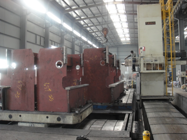 Da53t Cnc System Controller 125t4000 3+1 Axis Cnc Hydraulic Press Brake With Good Quality Da53t CNC systémový ovladač 125t4000 3+1 osý CNC hydraulický ohraňovací lis s dobrou kvalitou