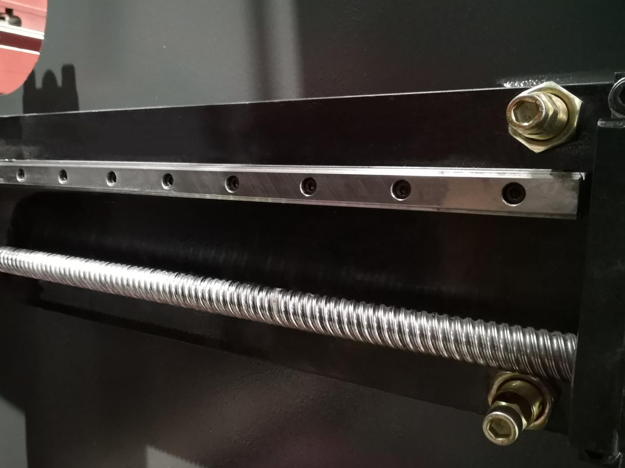 Delem Da66t 125 3+1 4+1 6+1 8+1 Cnc Hydraulic Press Brake For Metal Plate Bending Delem Da66t 125 3+1 4+1 6+1 8+1 CNC hydraulický ohraňovací lis pro ohýbání plechů