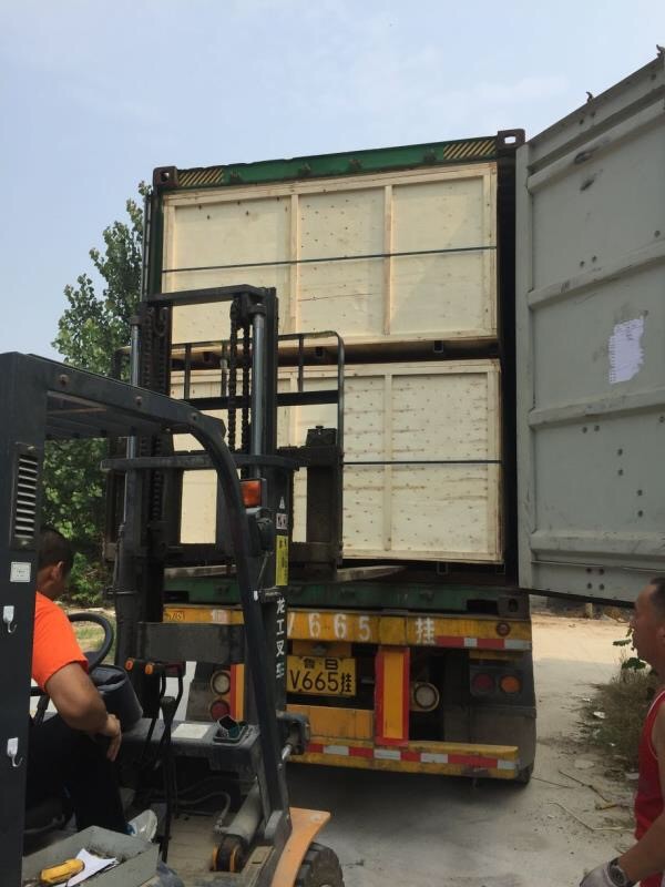 High Quality 1530 Fiber Laser Cutting Machine For Metal 500w 750w 1000w 1500w Vysoce kvalitní 1530 vláknový laserový řezací stroj na kov 500w 750w 1000w 1500w