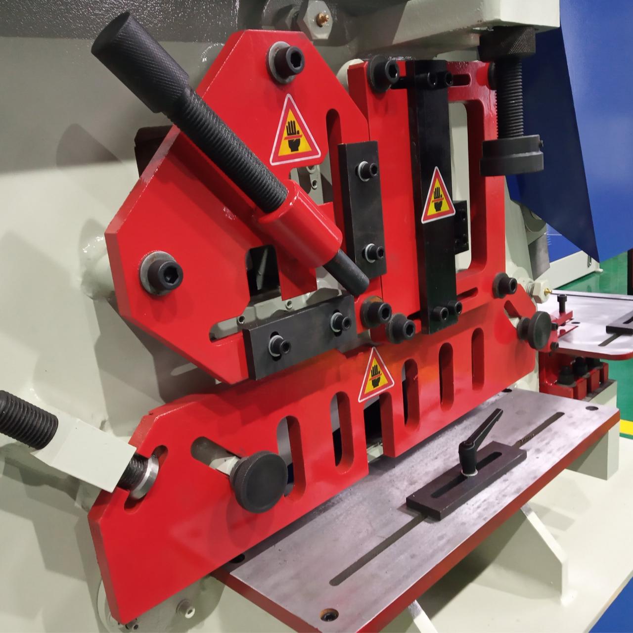 Hydraulický železářský stroj pro stříhání a děrování řady Q35y