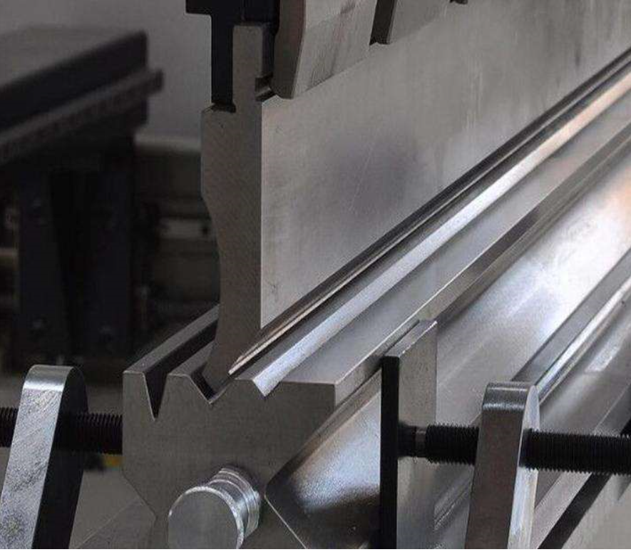 Wc67yk 80 100 160 200 tun 3200 mm E21 Nc Plechový olej Hydraulický ohraňovací lis Cena