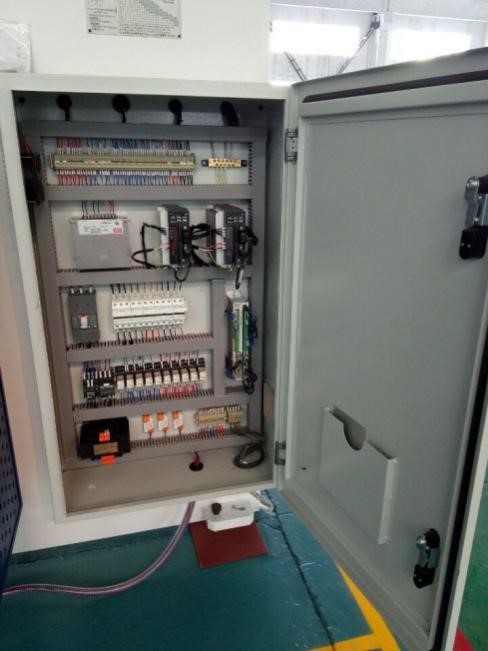 Wc67yk 80 100 160 200 Ton 3200mm E21 Nc Sheet Metal Oil Hydraulic Press Brake Price Wc67yk 80 100 160 200 tun 3200 mm E21 Nc Plechový olej Hydraulický ohraňovací lis Cena